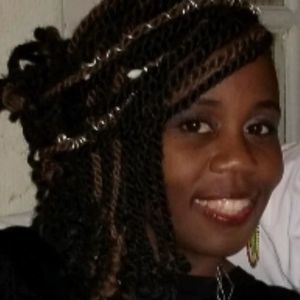 Meet your Posher, Desiree